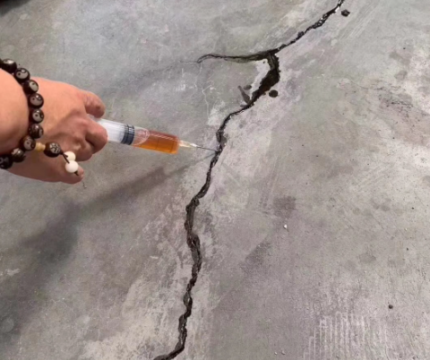 安庆混凝土裂缝修补技术详解​